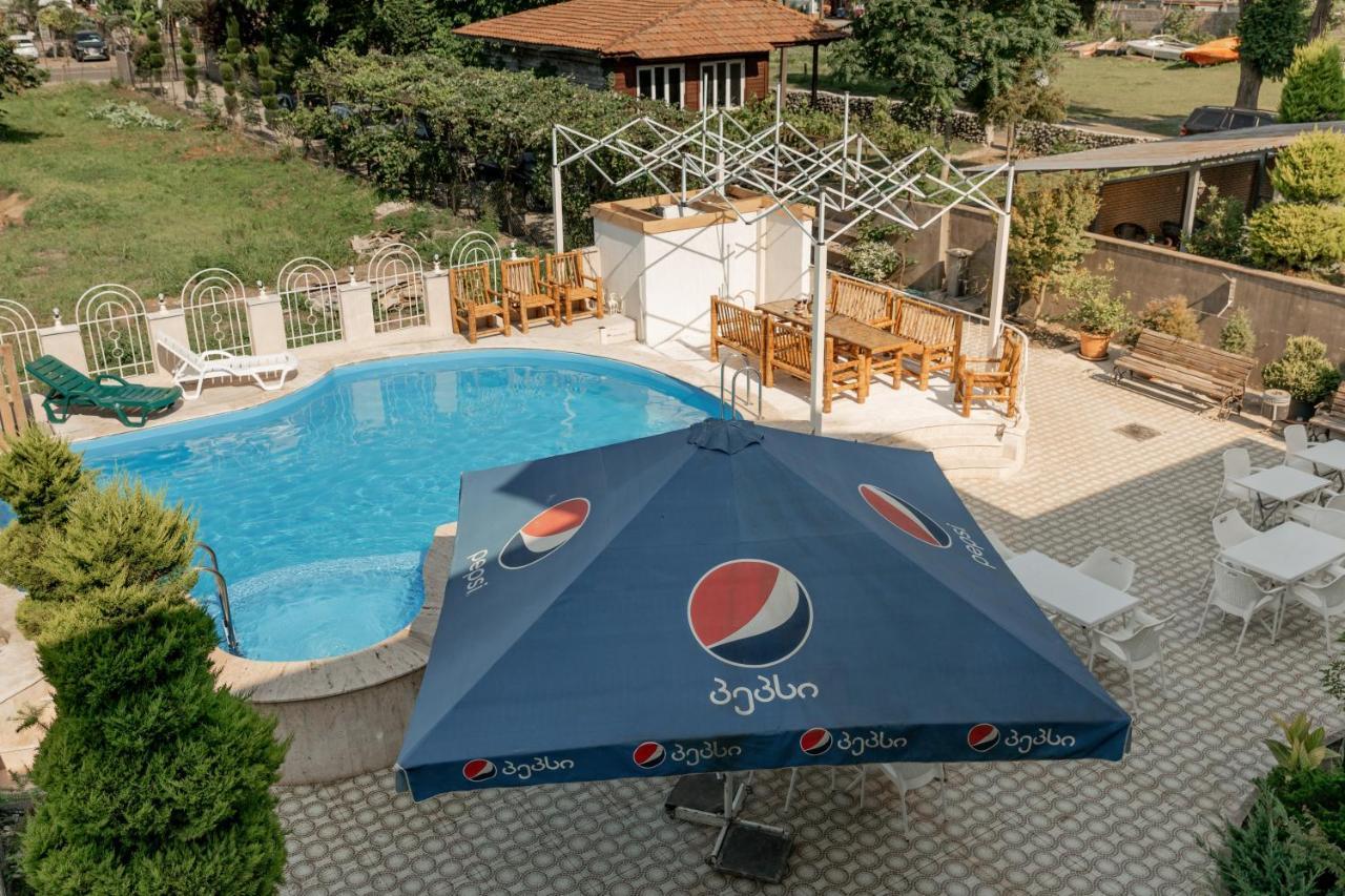 Guest House Sofia Kobuleti Extérieur photo