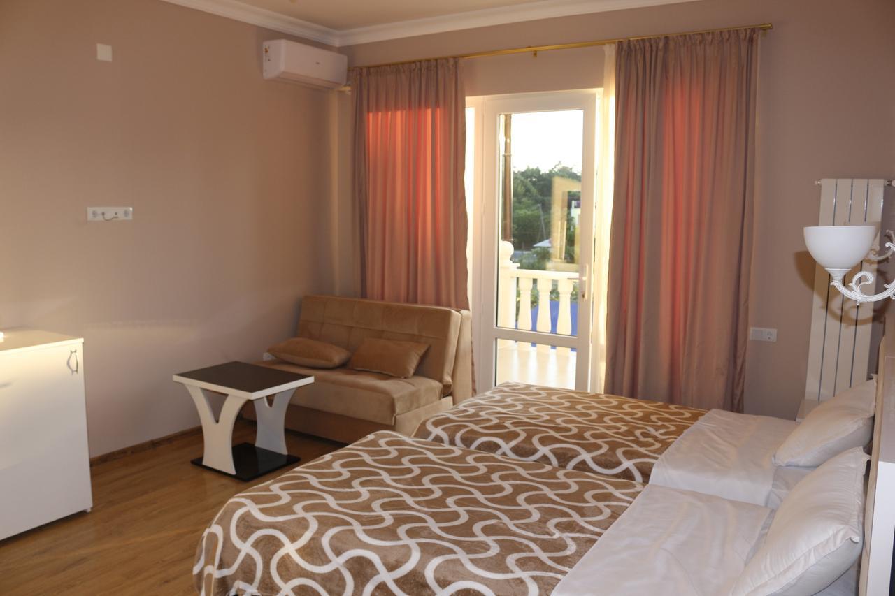 Guest House Sofia Kobuleti Extérieur photo