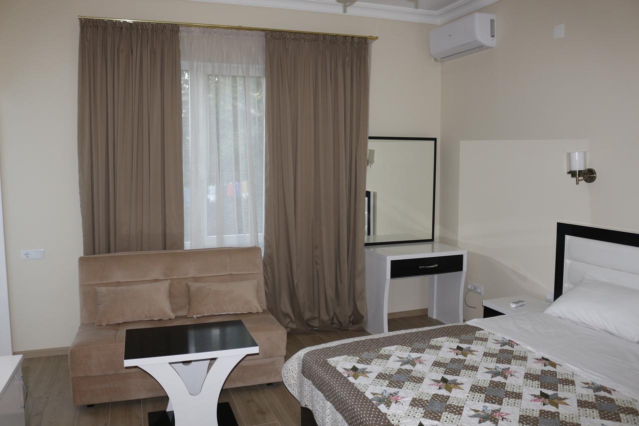 Guest House Sofia Kobuleti Extérieur photo