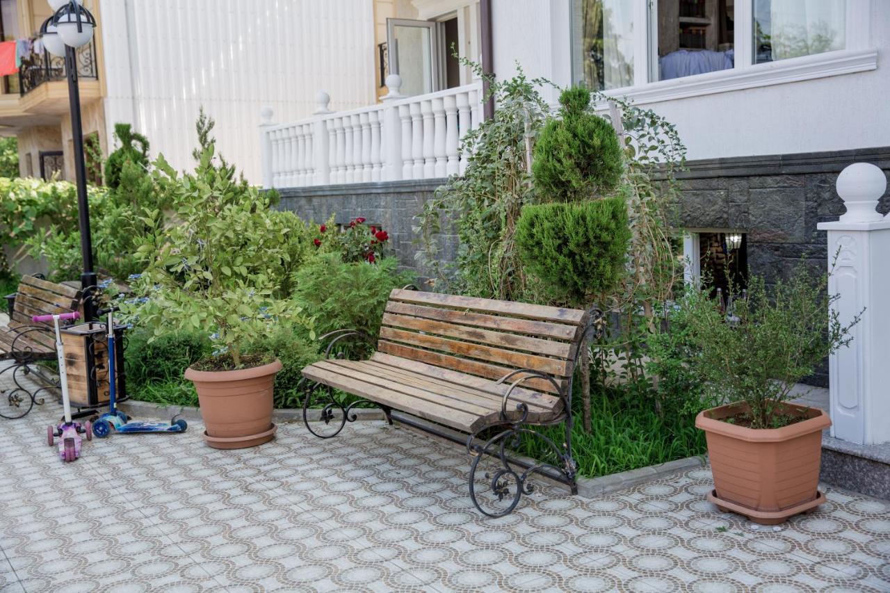 Guest House Sofia Kobuleti Extérieur photo